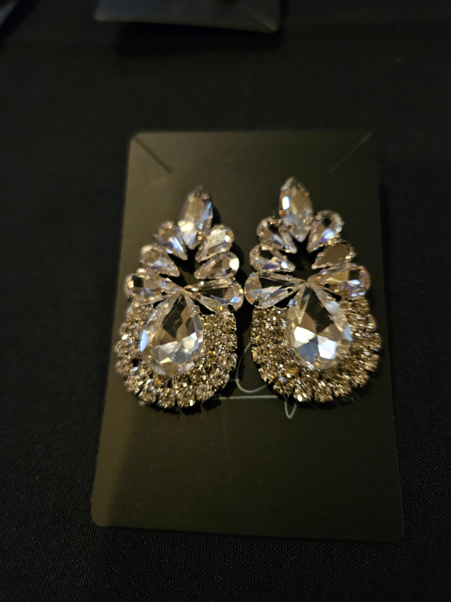 Fine-Apple Earrings