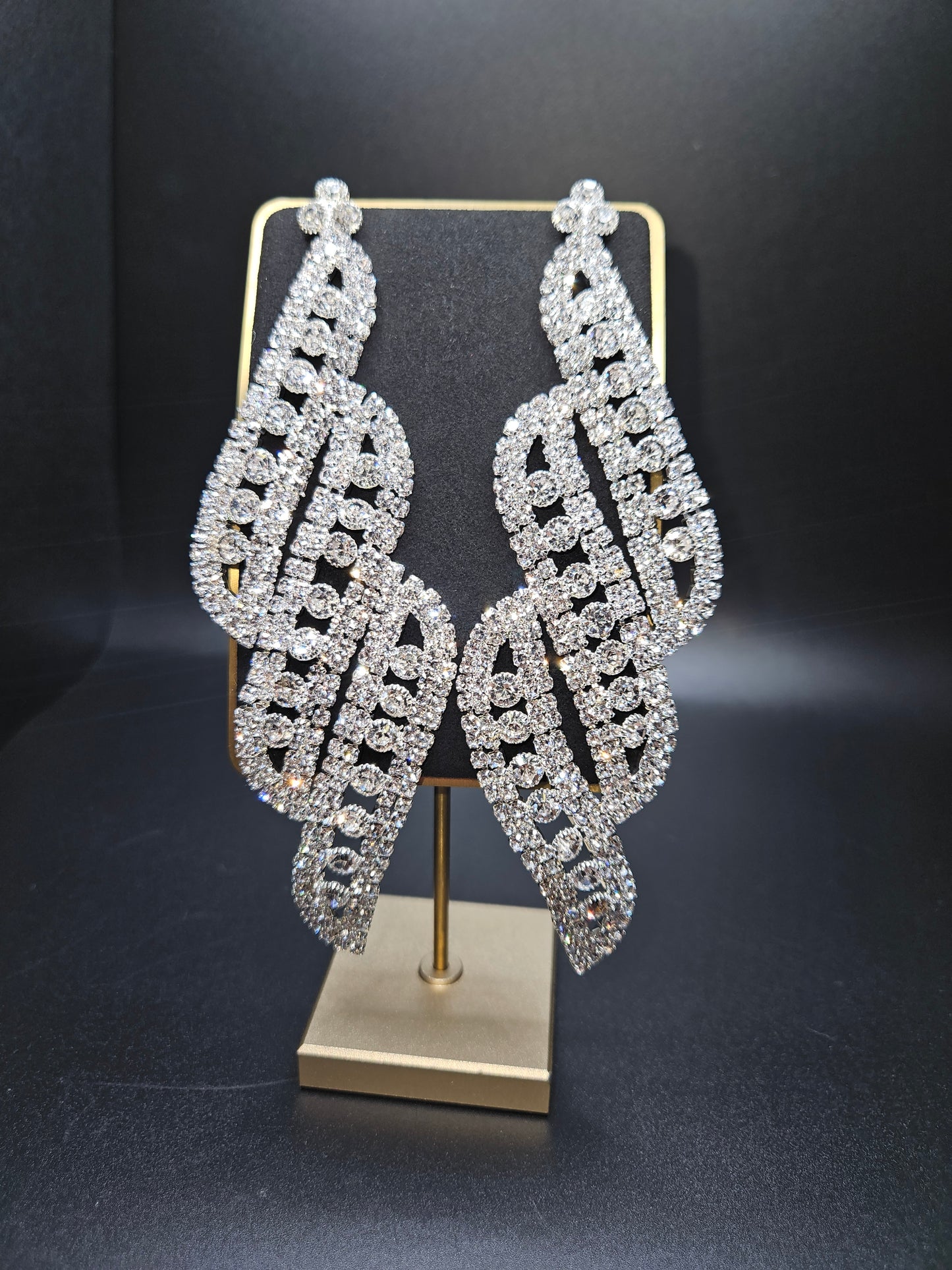 The Victoria Earrings