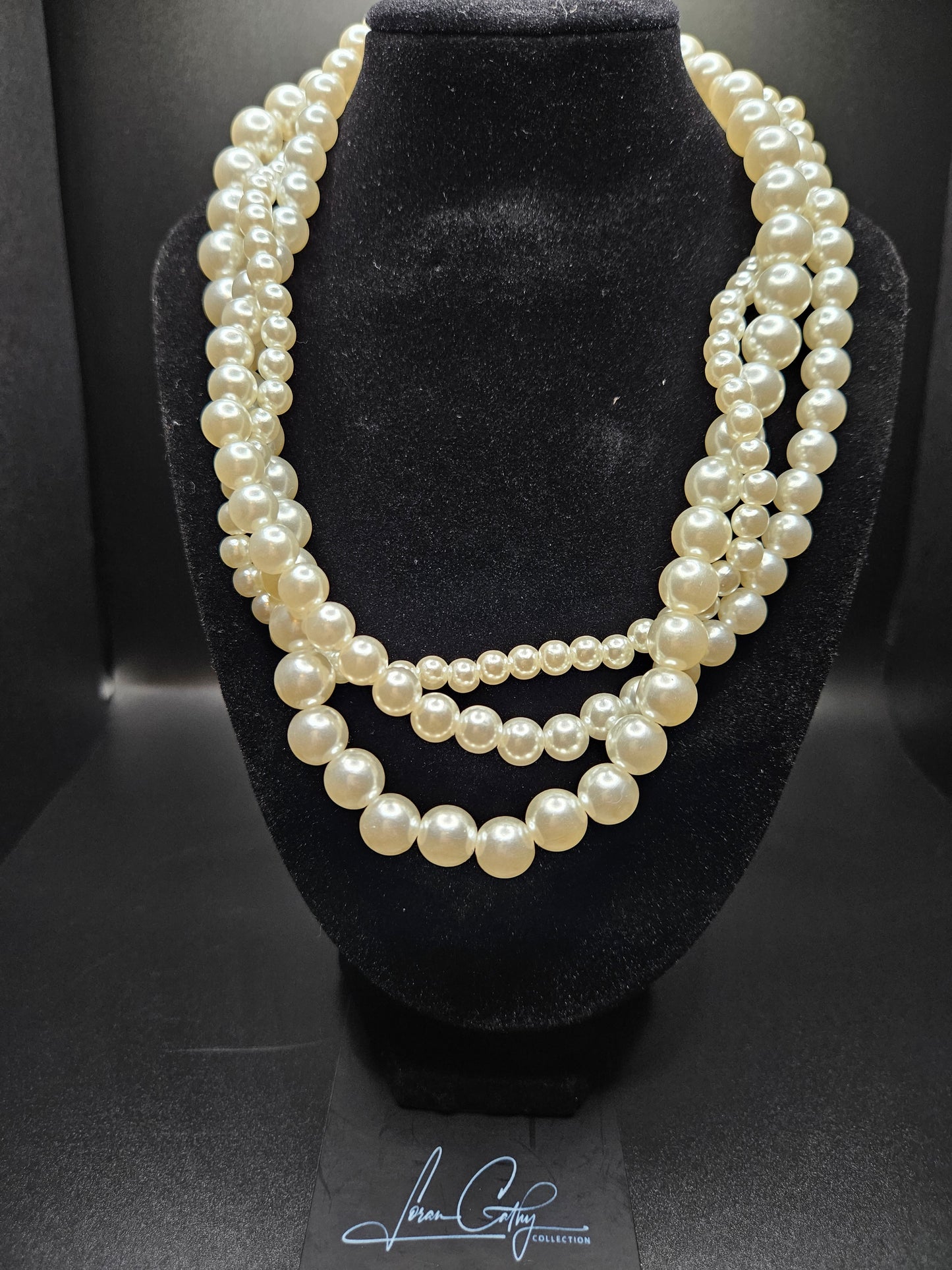 Loose-Braid Pearl necklace