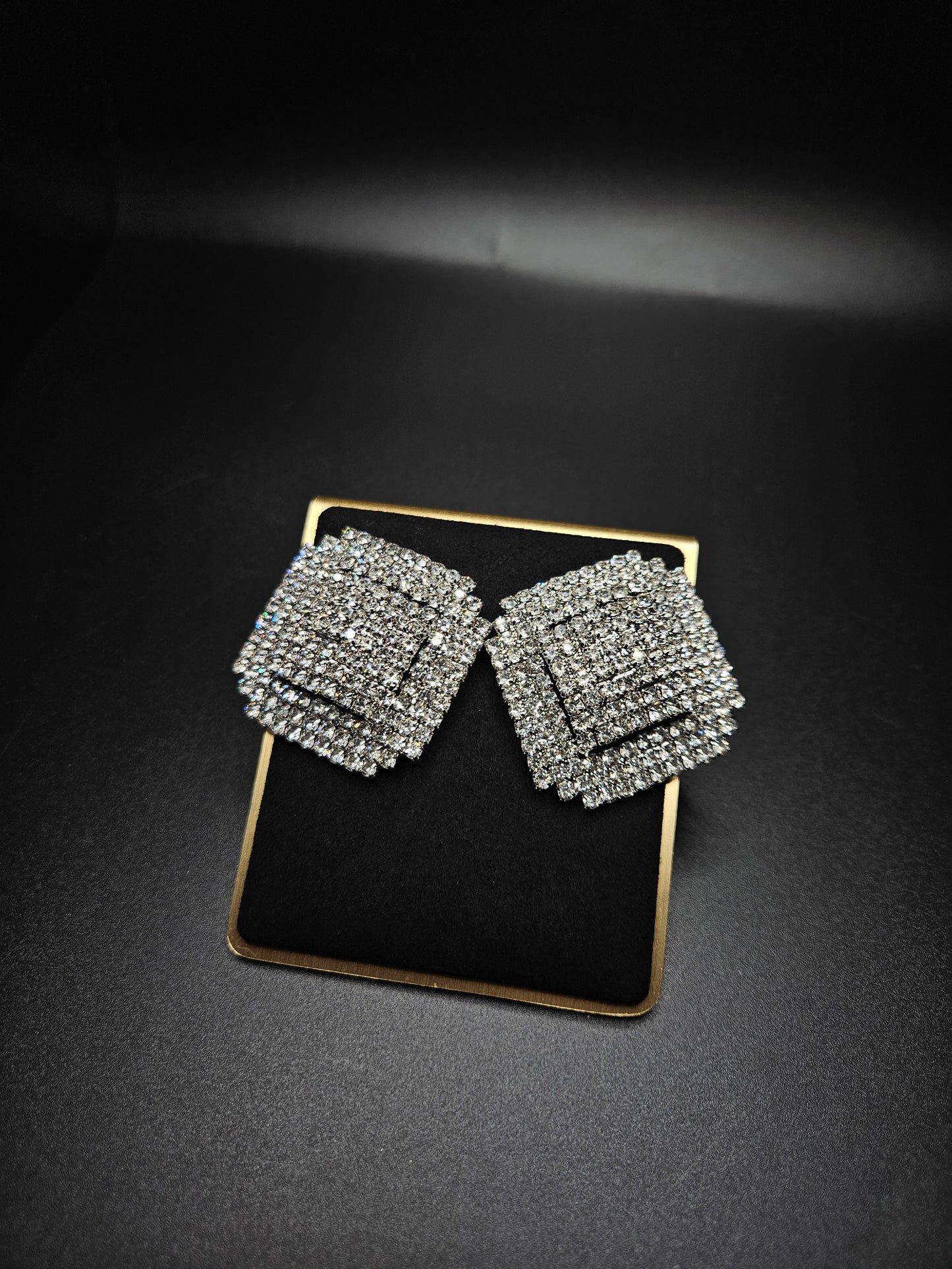 Big Stunner Stud Earrings